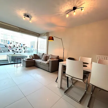 Very Cozy 2 Bedroom In T3 Apartment