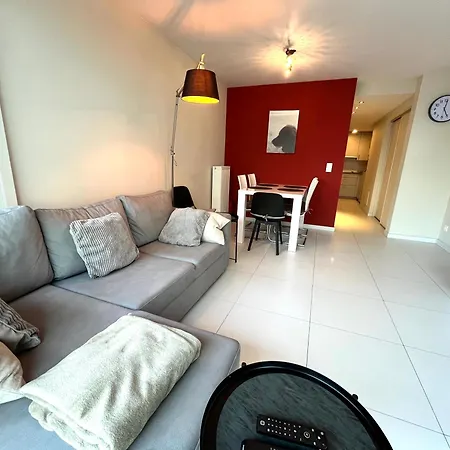 Very Cozy 2 Bedroom In T3 Apartment *