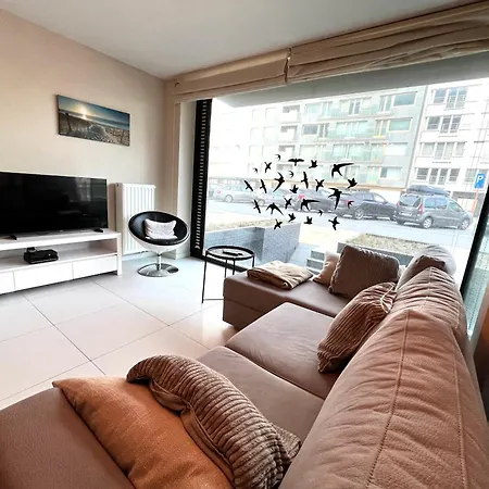 Very Cozy 2 Bedroom In T3 Apartment *